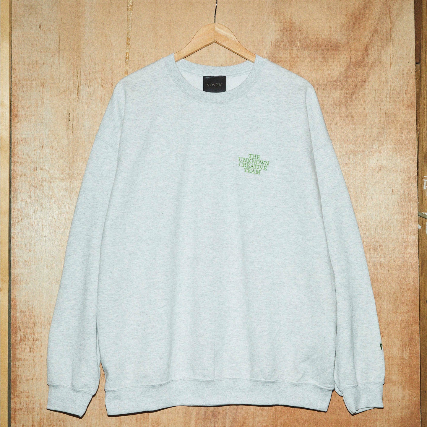 「THE UNKNOWN CREATIVE TEAM 」 TEAM SWEATSHIRT (GRAY)