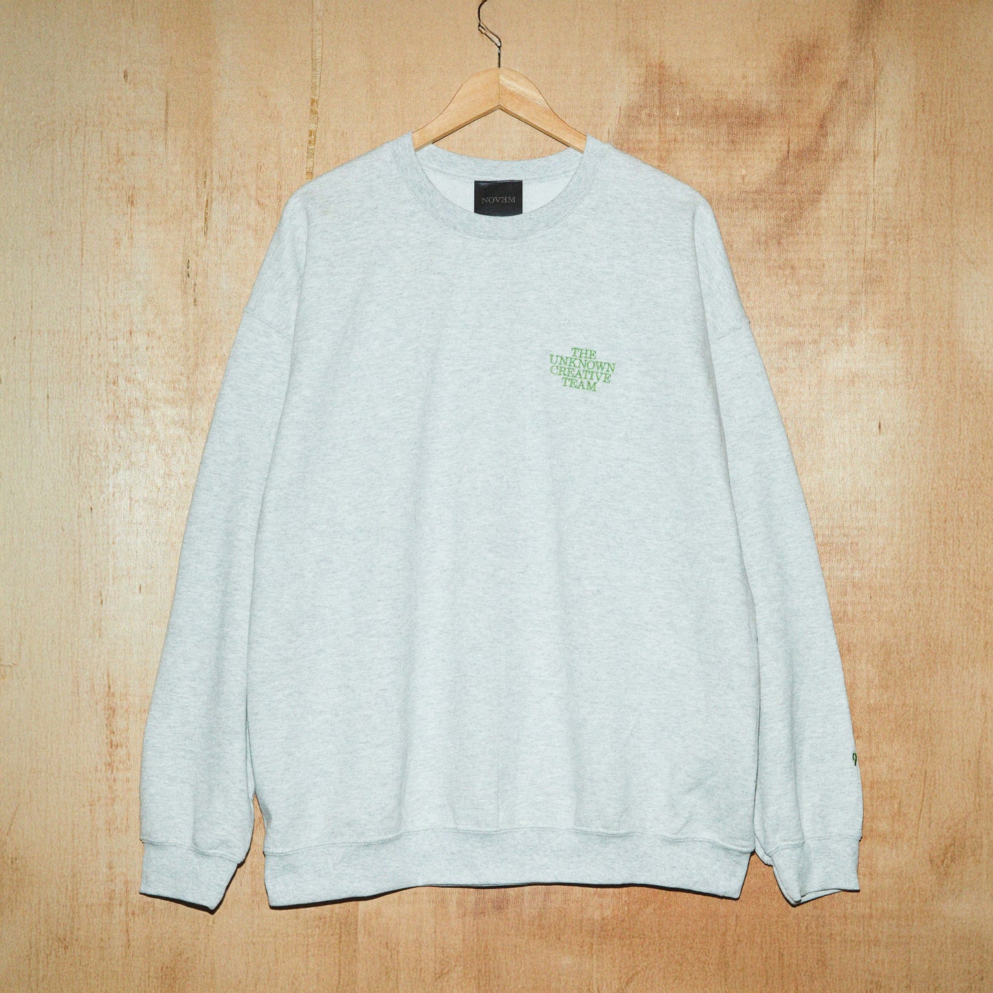 "THE UNKNOWN CREATIVE TEAM" TEAM SWEATSHIRT (GRAY)